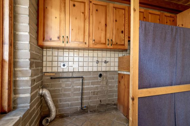 20990 Tiger Tail Rd, Grass Valley, CA 95949