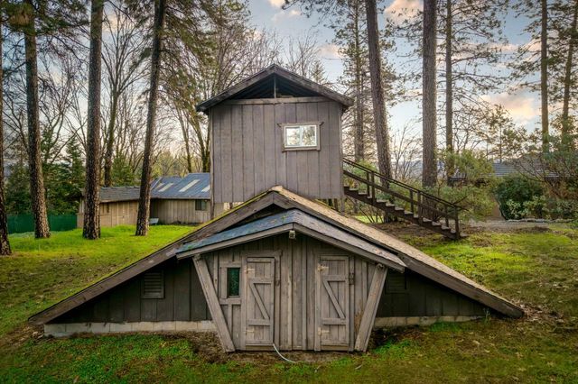 20990 Tiger Tail Rd, Grass Valley, CA 95949