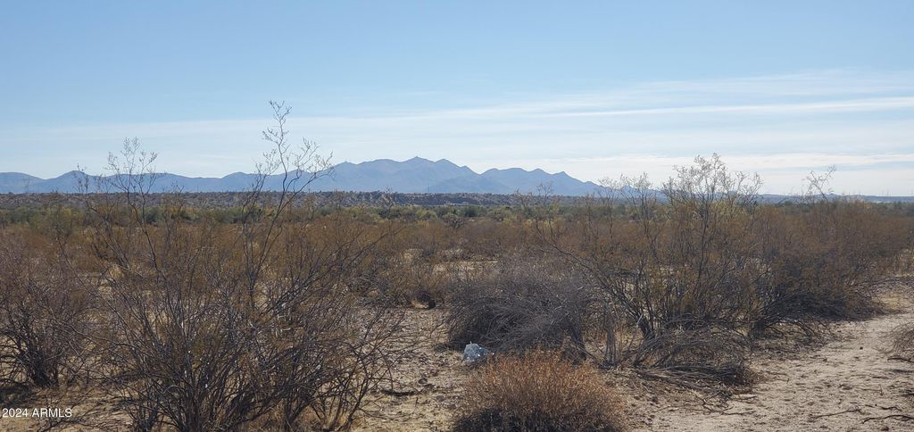 29150 W Radford Road 82, Unincorporated County, AZ 85361 — photo 3