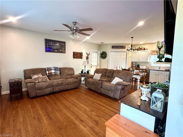 837 Sink Farm Road, Lexington, NC 27295