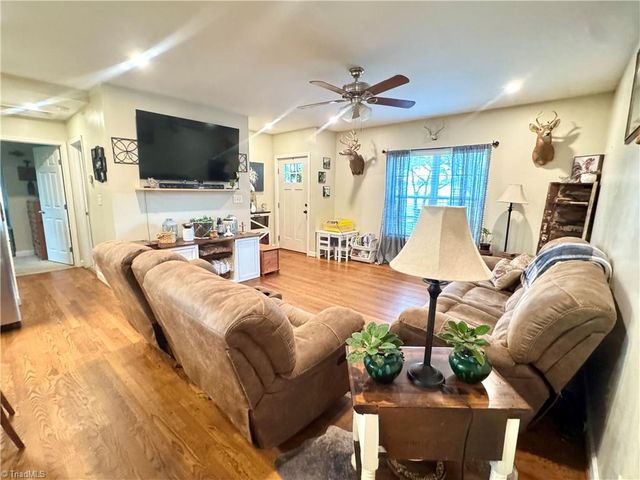 837 Sink Farm Road, Lexington, NC 27295