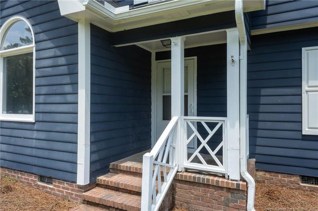 1673 Sykes Pond Road, Fayetteville, NC 28304