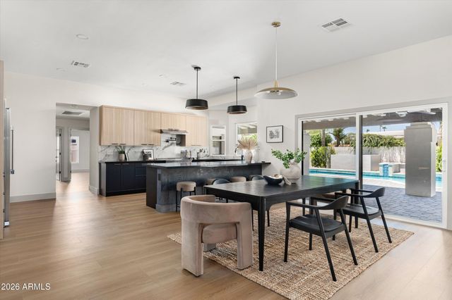 5402 E ACOMA Drive, Scottsdale, AZ 85254
