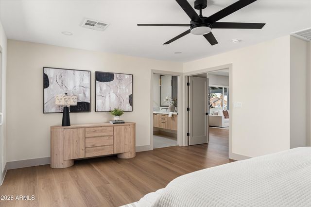 5402 E ACOMA Drive, Scottsdale, AZ 85254