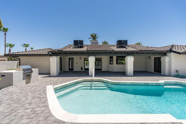 5402 E ACOMA Drive, Scottsdale, AZ 85254