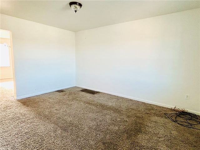 403 Lowell Street, Vandergrift, PA 15690