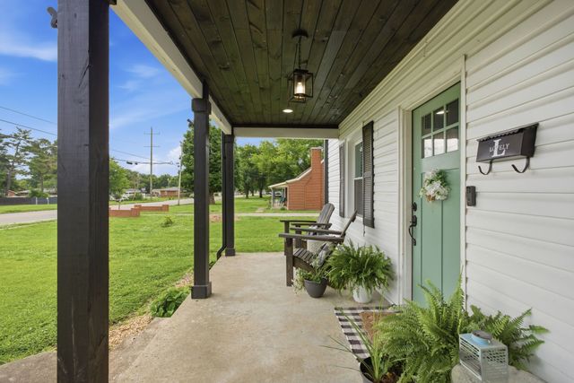 505 1st Avenue, Mount Pleasant, TN 38474