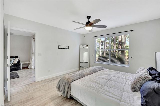 1965 Courtyard WAY E-106, Naples, FL 34112