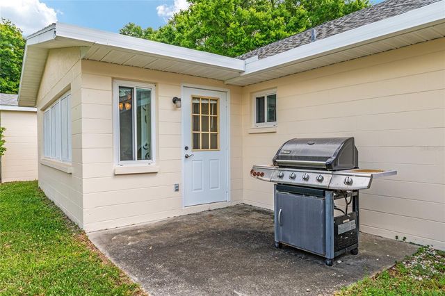 8841 SW 91ST STREET B, Ocala, FL 34481