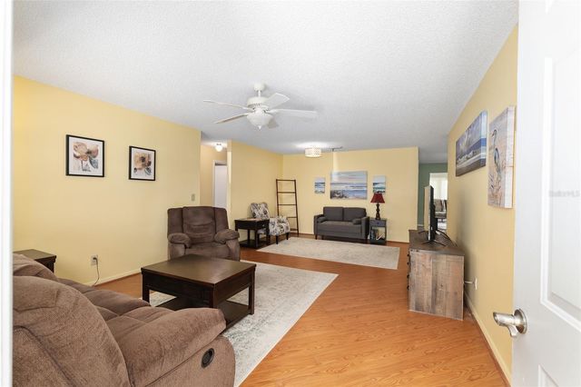 8841 SW 91ST STREET B, Ocala, FL 34481