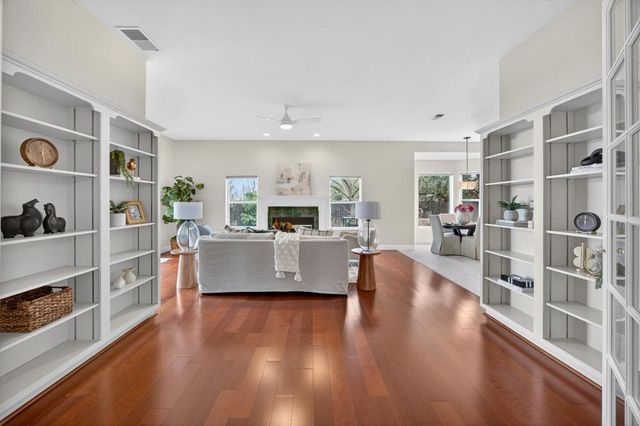 3203 Morro Bay Ave, Davis, CA 95616