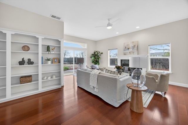 3203 Morro Bay Ave, Davis, CA 95616