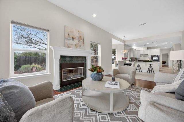 3203 Morro Bay Ave, Davis, CA 95616