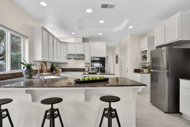 3203 Morro Bay Ave, Davis, CA 95616