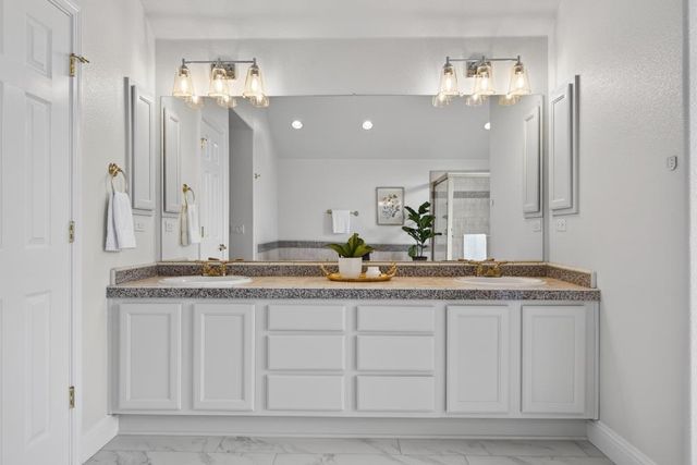 3203 Morro Bay Ave, Davis, CA 95616