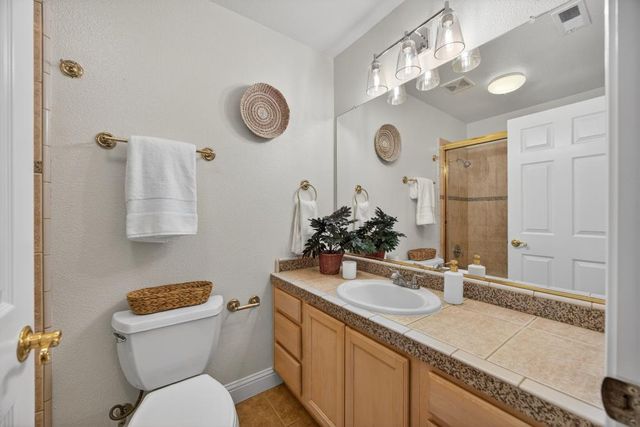 3203 Morro Bay Ave, Davis, CA 95616