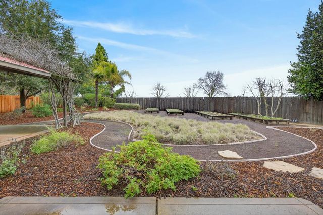 3203 Morro Bay Ave, Davis, CA 95616
