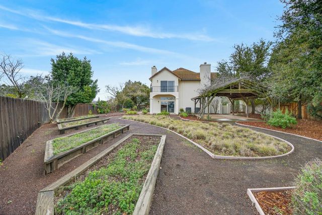 3203 Morro Bay Ave, Davis, CA 95616