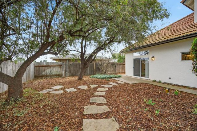 3203 Morro Bay Ave, Davis, CA 95616