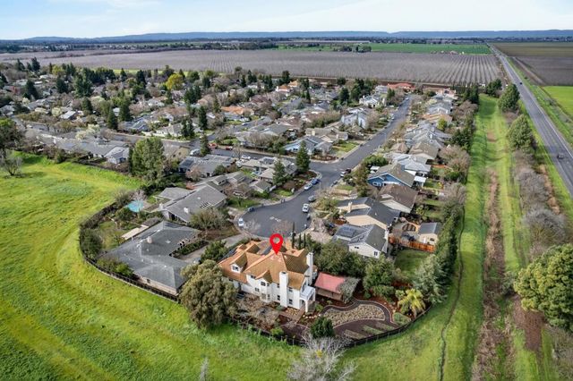 3203 Morro Bay Ave, Davis, CA 95616