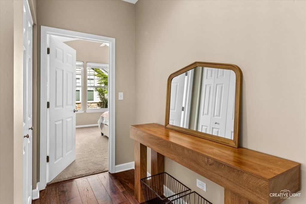 Image 14 of property listing at 1850 FOXRIDGE Court, Aurora, IL 60502