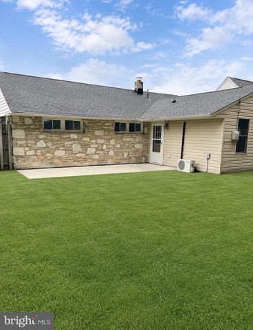 2515 WOODLAWN DR, Bristol, PA 19007