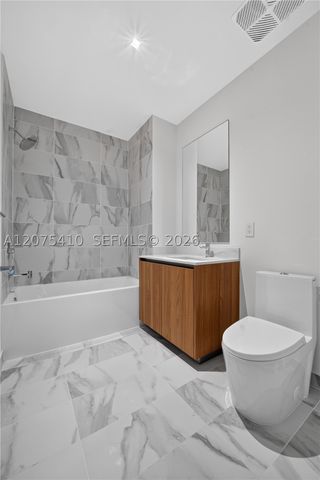1400 Biscayne Blvd 1502, Miami, FL 33132