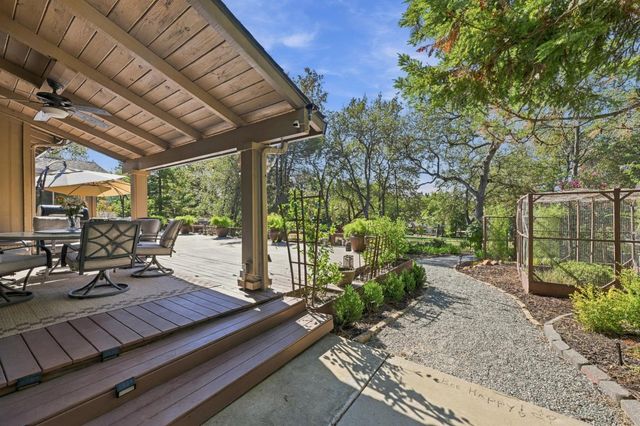 3570 Fairway Dr, Cameron Park, CA 95682