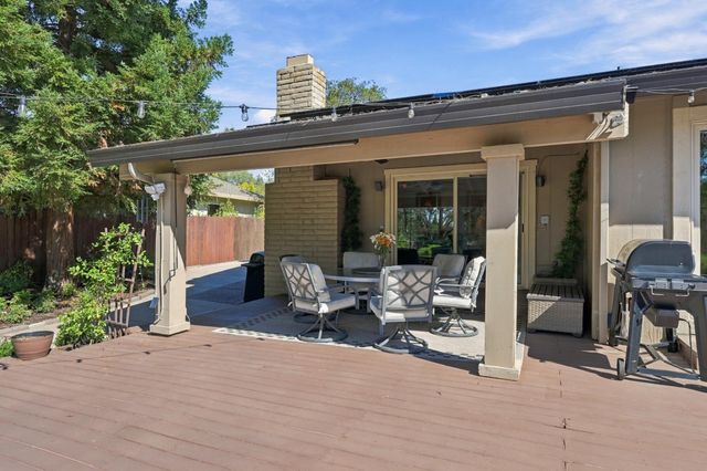 3570 Fairway Dr, Cameron Park, CA 95682