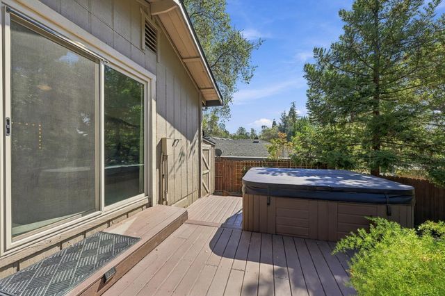 3570 Fairway Dr, Cameron Park, CA 95682