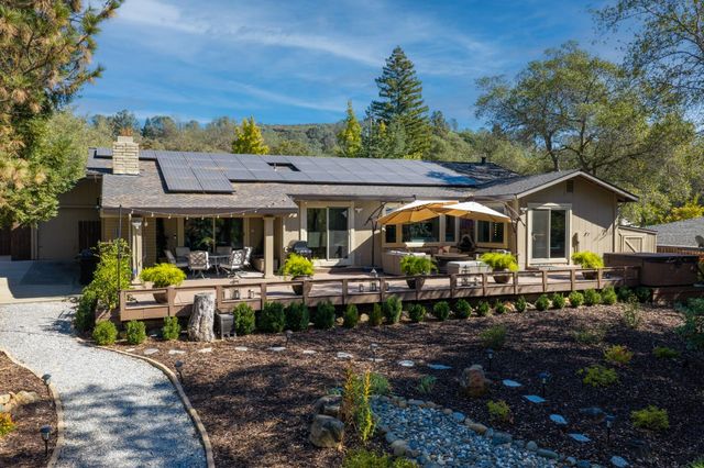 3570 Fairway Dr, Cameron Park, CA 95682