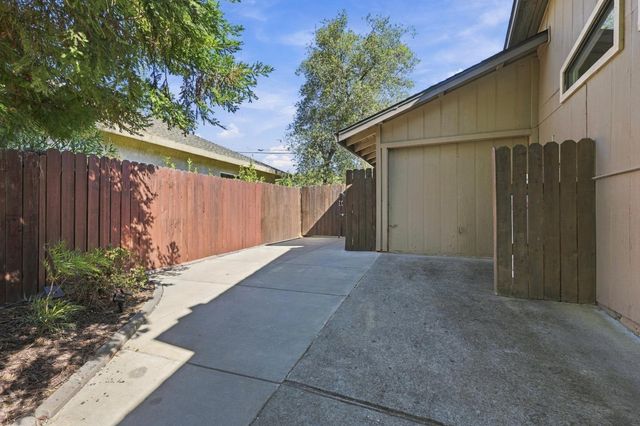 3570 Fairway Dr, Cameron Park, CA 95682