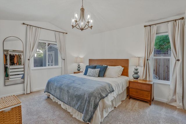 3680 Maple St, Rocklin, CA 95677