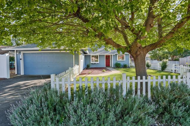 3680 Maple St, Rocklin, CA 95677
