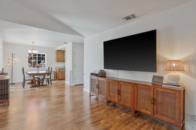 3680 Maple St, Rocklin, CA 95677