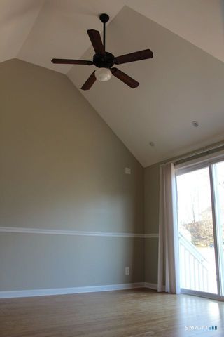 7 Bartlett Manor, Norwalk, CT 06850
