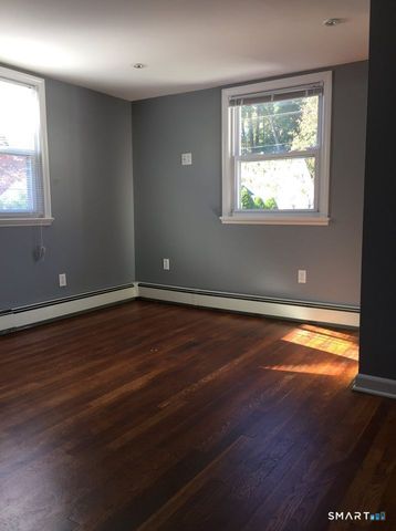 7 Bartlett Manor, Norwalk, CT 06850