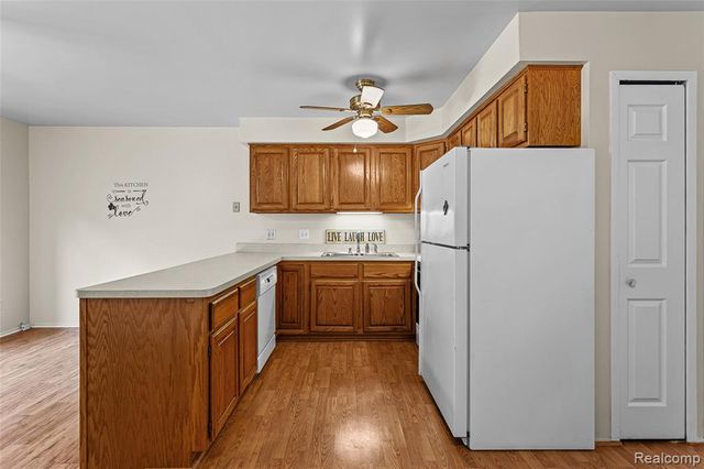 14962 El Dorado Terrace, Warren, MI 48088