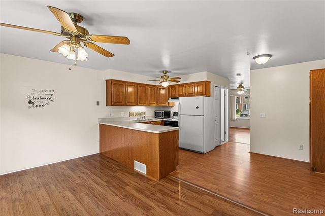 14962 El Dorado Terrace, Warren, MI 48088