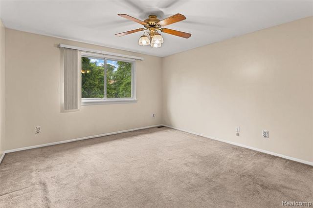 14962 El Dorado Terrace, Warren, MI 48088