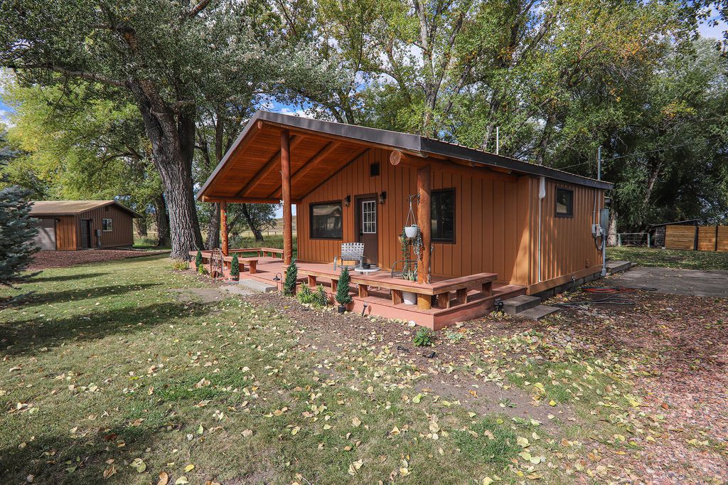 183/185 Road, Big Horn, WY 82833 photo 3