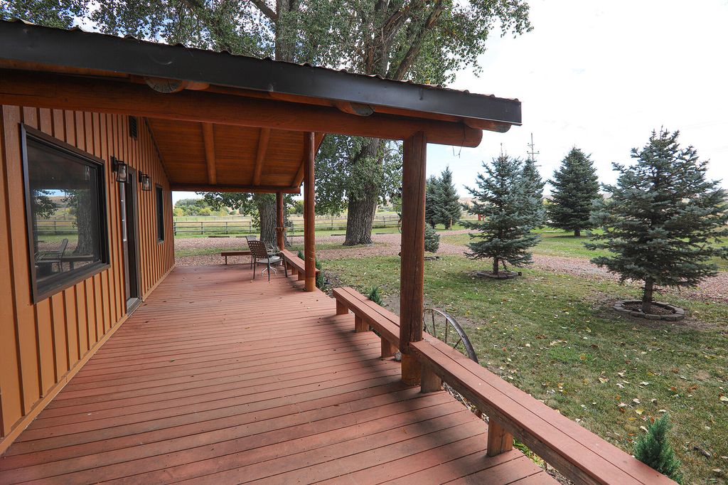 183/185 Road, Big Horn, WY 82833 photo 32