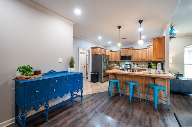 146 Pleasantwood Drive, Maumelle, AR 72113