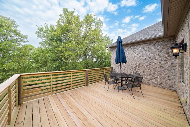 146 Pleasantwood Drive, Maumelle, AR 72113