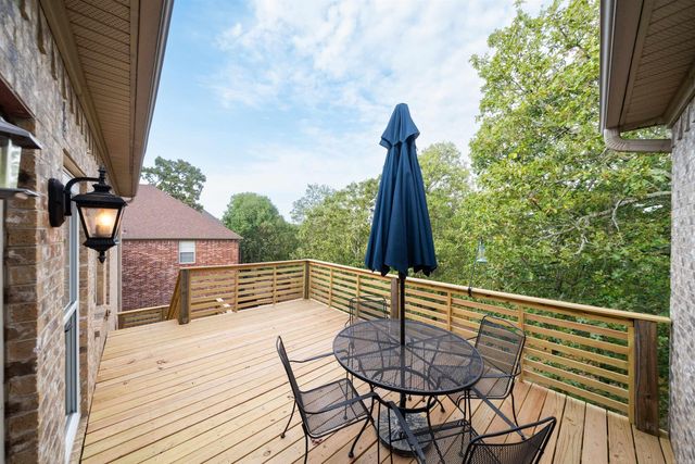 146 Pleasantwood Drive, Maumelle, AR 72113