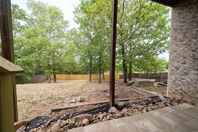 146 Pleasantwood Drive, Maumelle, AR 72113