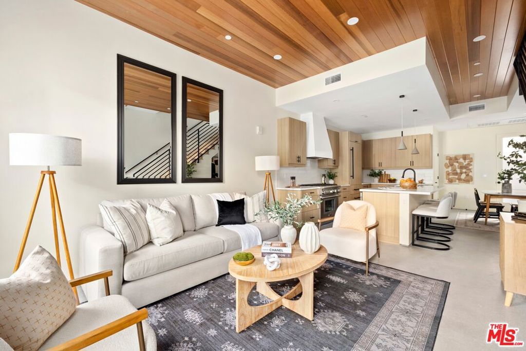 1011 N Ogden Drive 102, West Hollywood, CA 90046 — exterior
