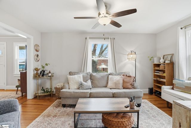 2 Monaghan Circle, Greenville, SC 29617