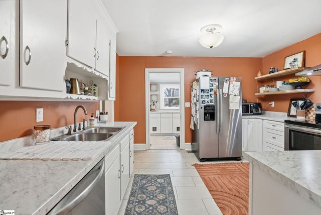 2 Monaghan Circle, Greenville, SC 29617