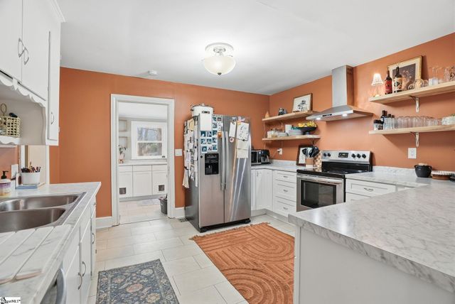 2 Monaghan Circle, Greenville, SC 29617